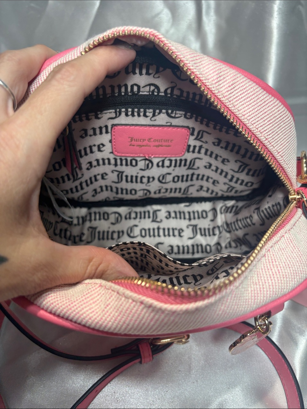 Juicy Couture Pink Strawberry Crossbody Bag - Picture 3 of 3